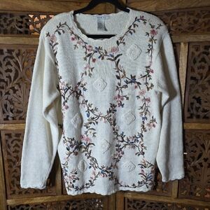 Vintage Floral Embroidered Sweater